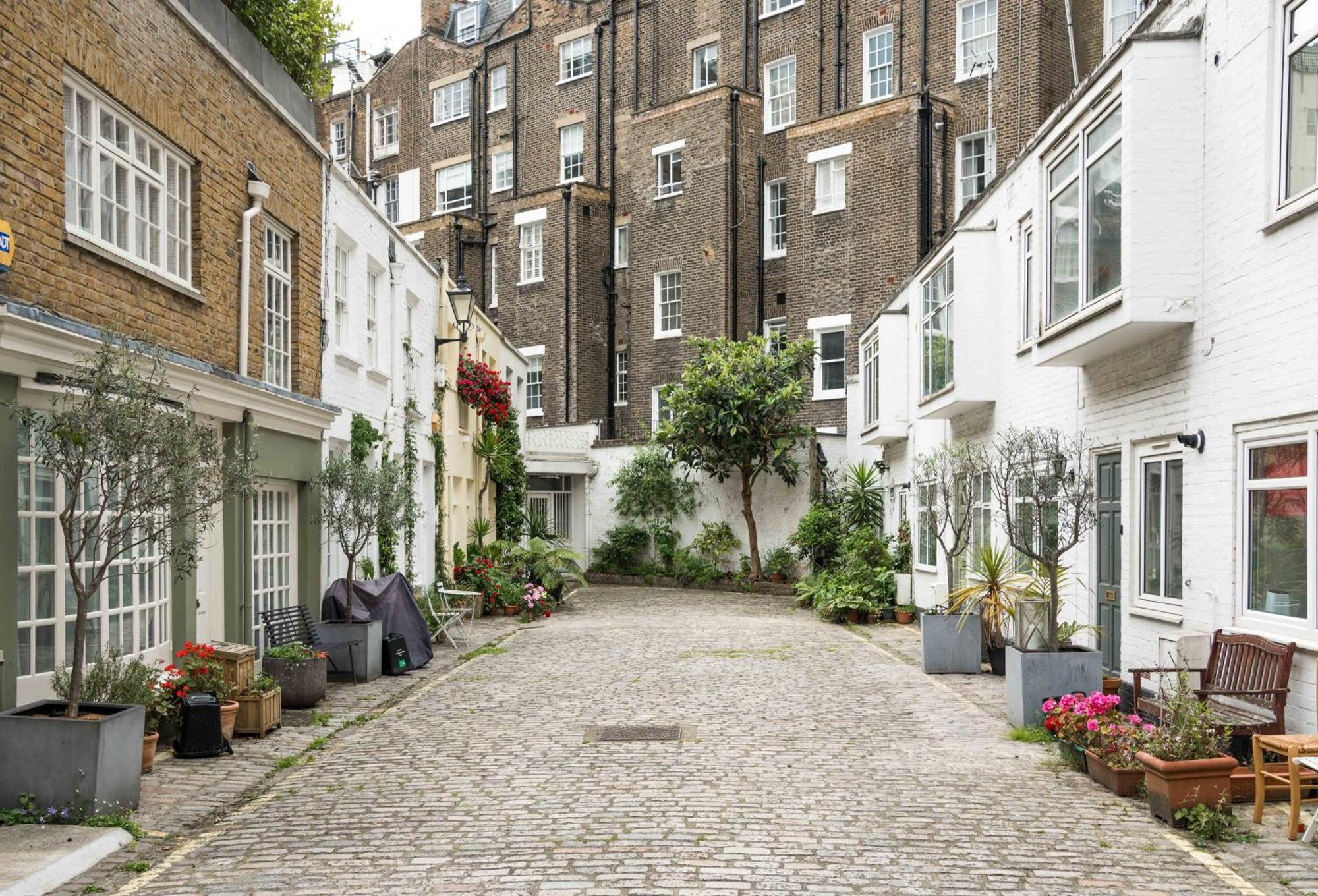 Apartamento Quirky & Cosy 2Bd Mews Flat In Paddington Londres Exterior foto