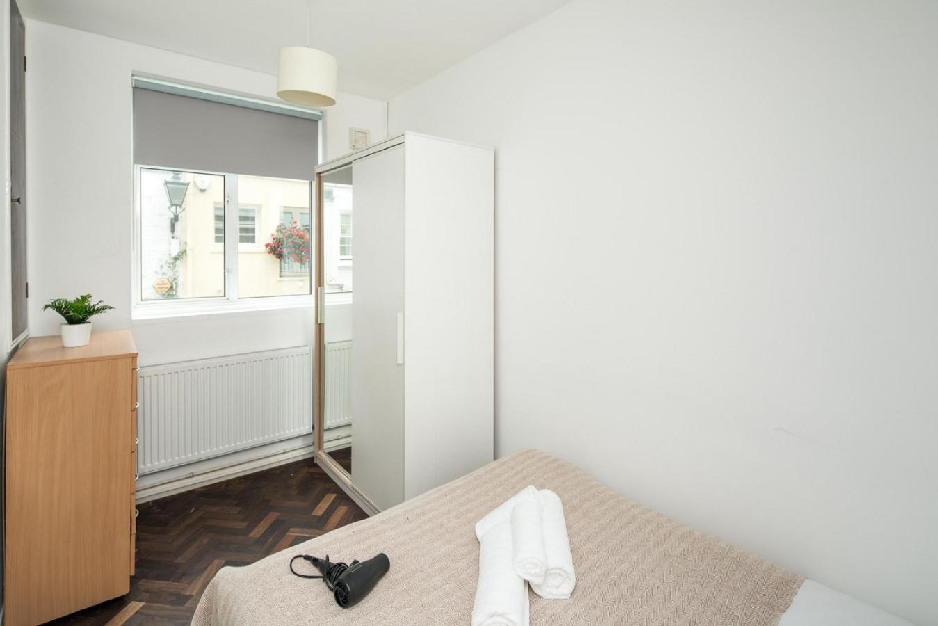 Apartamento Quirky & Cosy 2Bd Mews Flat In Paddington Londres Exterior foto